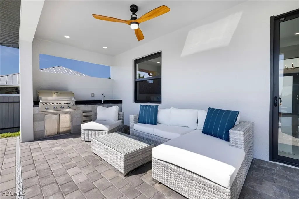 409 NW 36th Avenue Cape Coral FL 33993