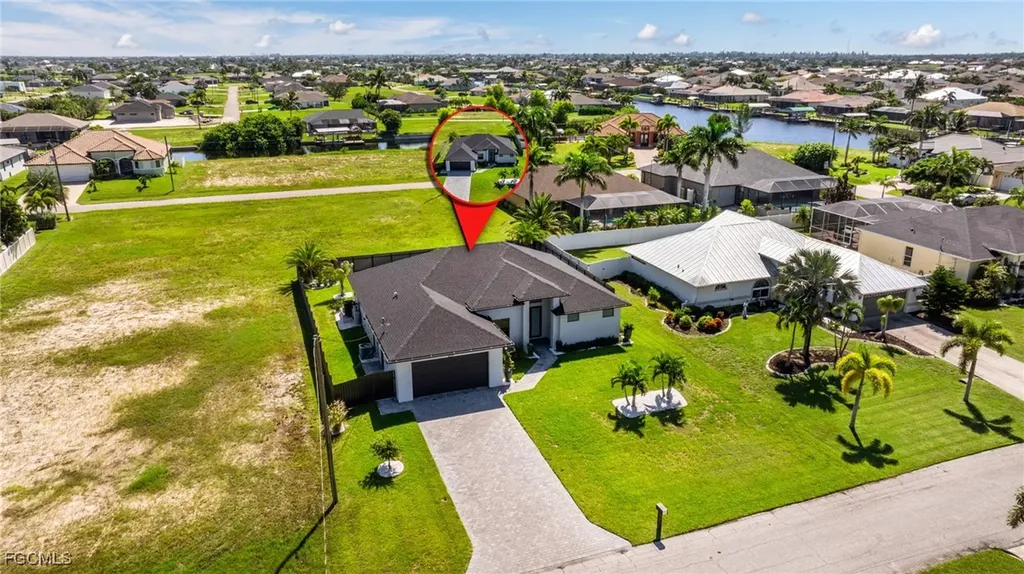 409 NW 36th Avenue Cape Coral FL 33993