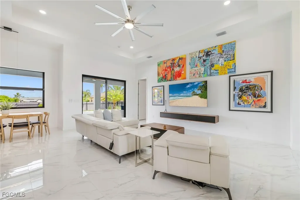 409 NW 36th Avenue Cape Coral FL 33993