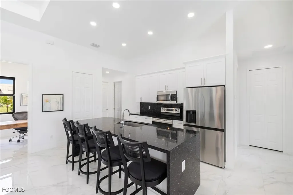 409 NW 36th Avenue Cape Coral FL 33993