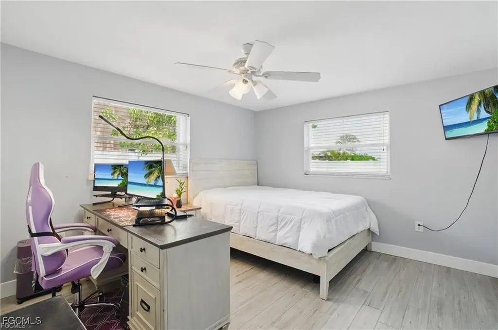2941 SE 10th Place Cape Coral FL 33904