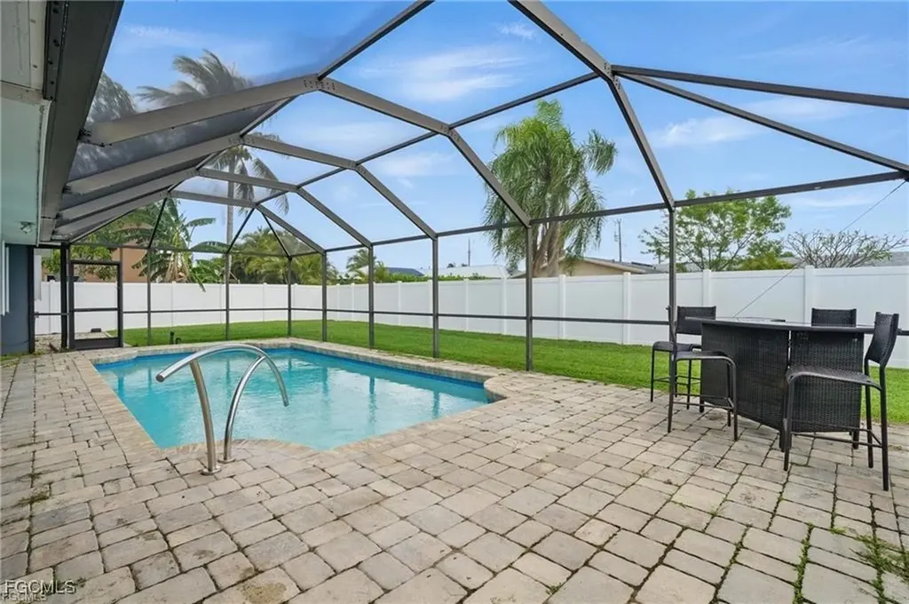 2941 SE 10th Place Cape Coral FL 33904