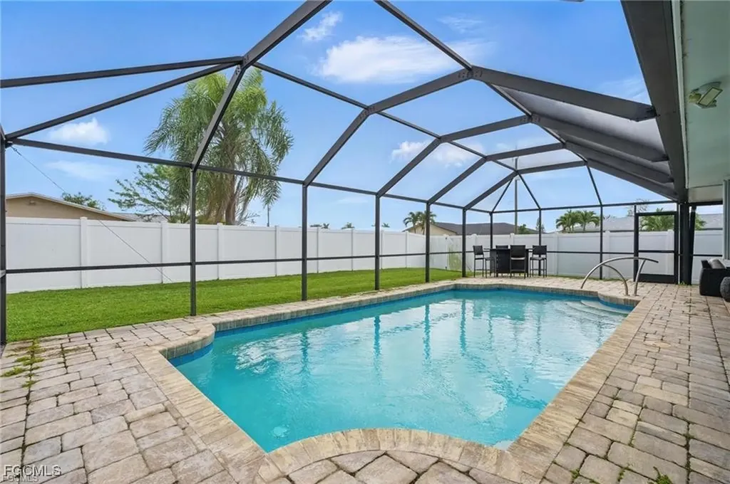 2941 SE 10th Place Cape Coral FL 33904