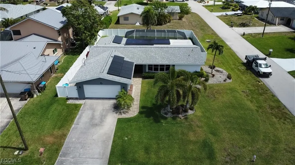 2941 SE 10th Place Cape Coral FL 33904