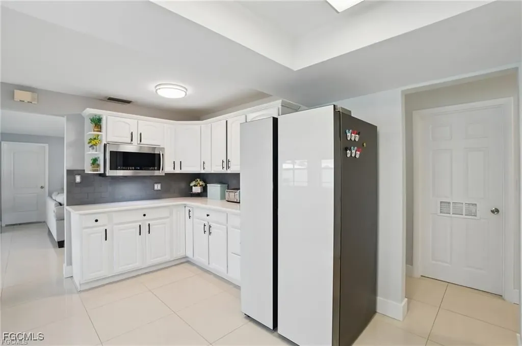 2941 SE 10th Place Cape Coral FL 33904