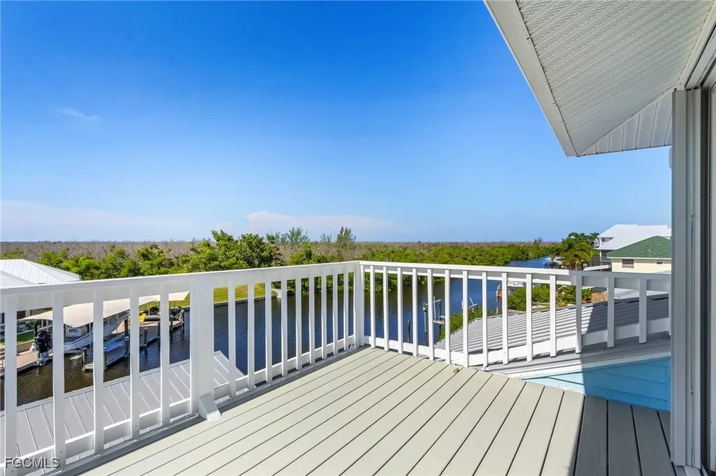 4011 Galt Island Avenue St. James City FL 33956