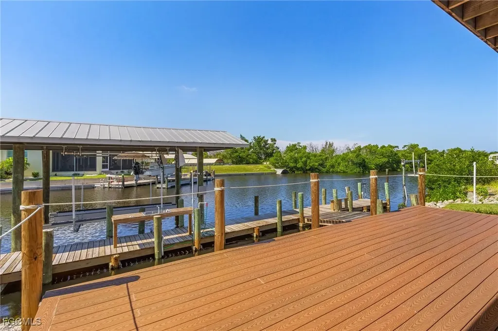 4011 Galt Island Avenue St. James City FL 33956