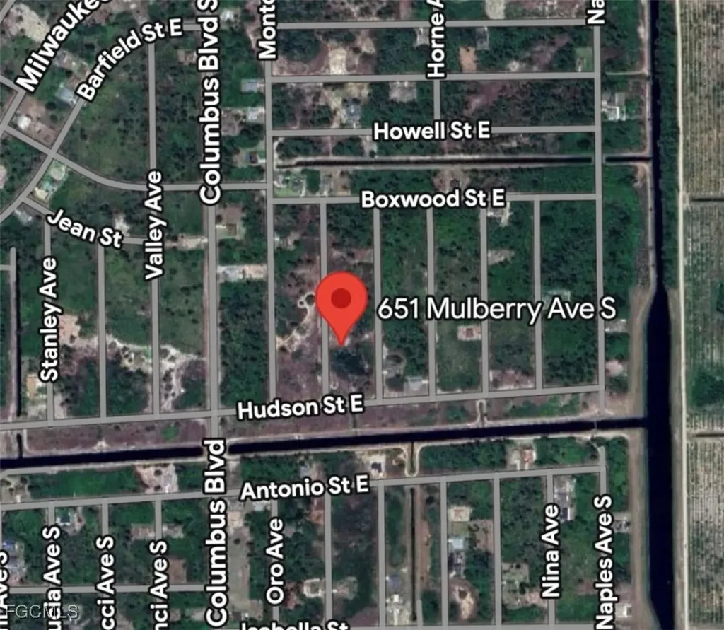 651 Mulberry Avenue S Lehigh Acres FL 33974