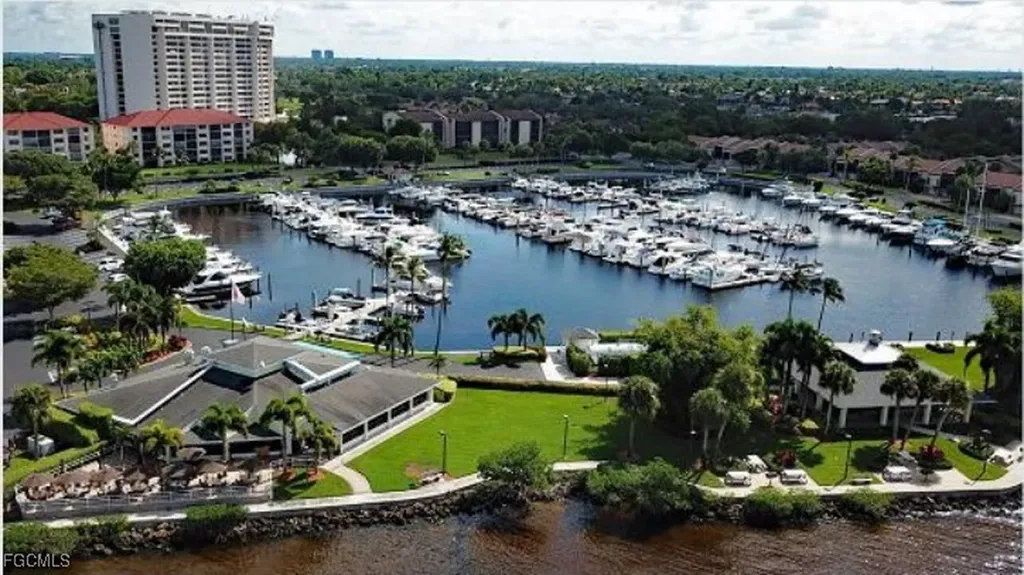 5260 S Landings Drive Fort Myers FL 33919