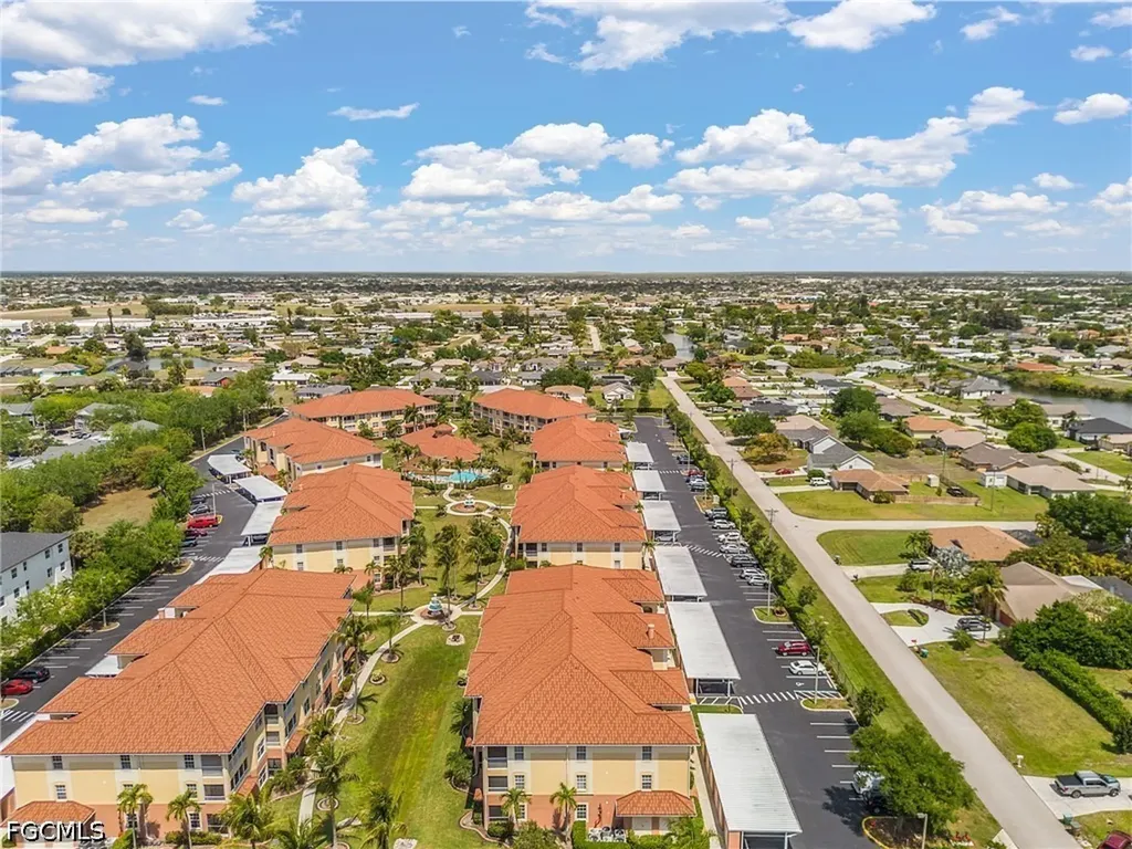 1137 Van Loon Commons Circle Cape Coral FL 33909
