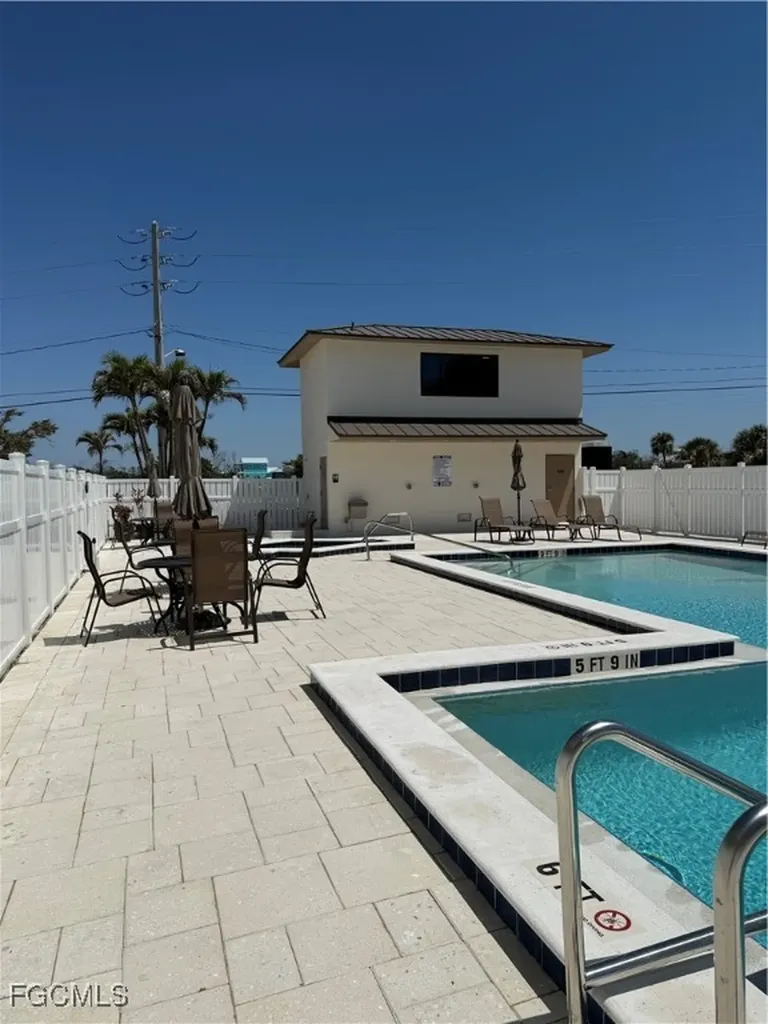 2532 Estero Boulevard Fort Myers Beach FL 33931