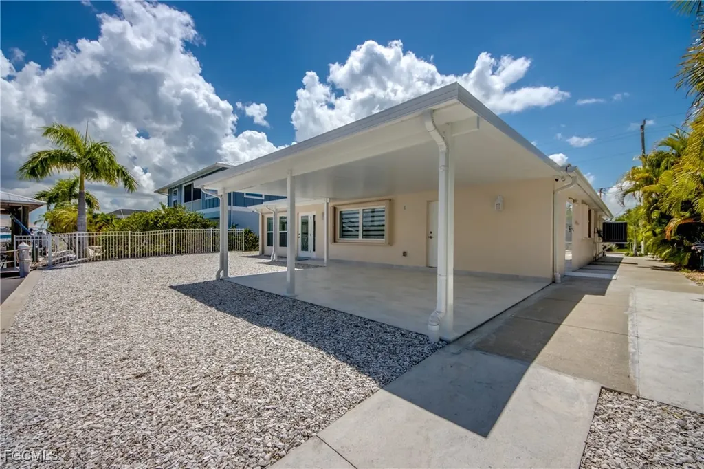 107 Albatross Street Fort Myers Beach FL 33931