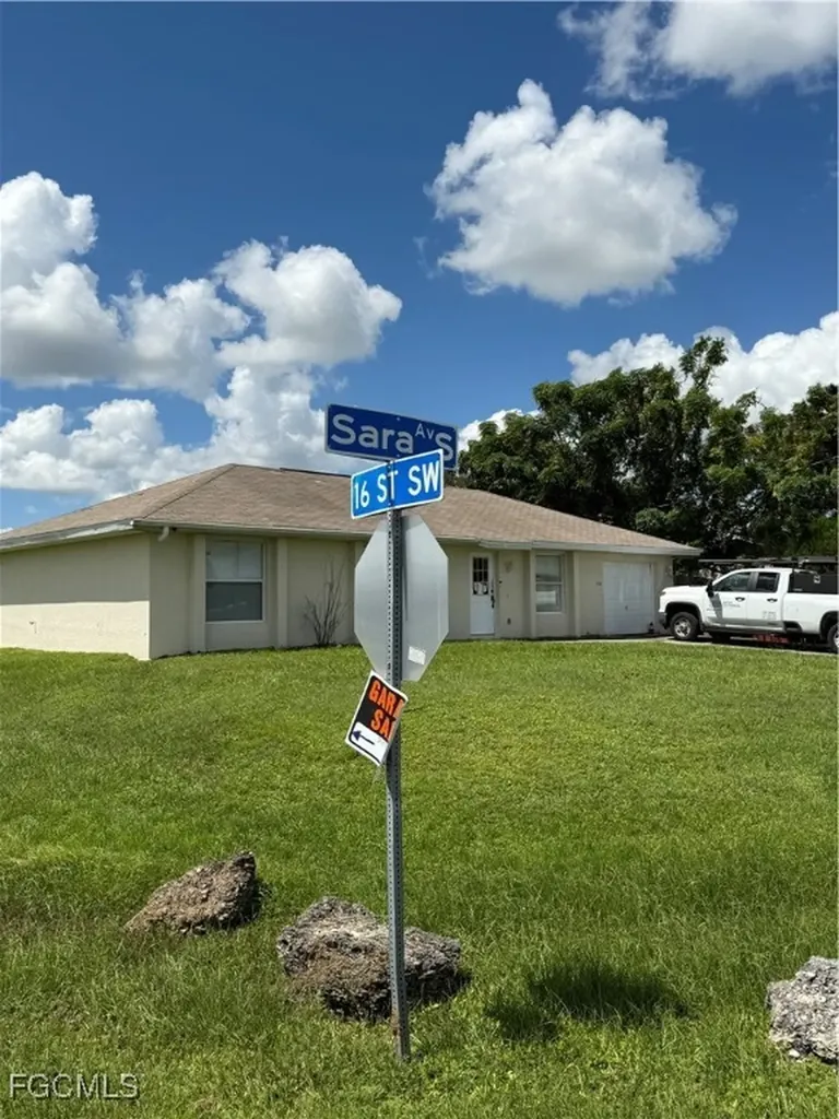 3607 16th Street SW Lehigh Acres FL 33976