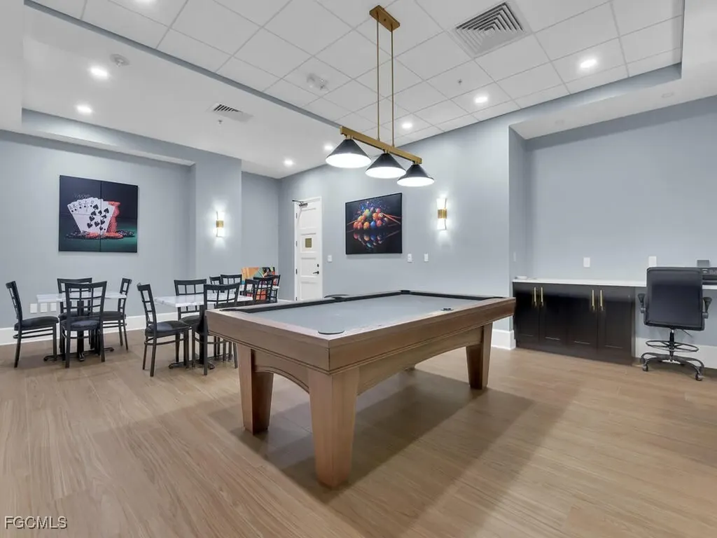 2745 1st Street Fort Myers FL 33916