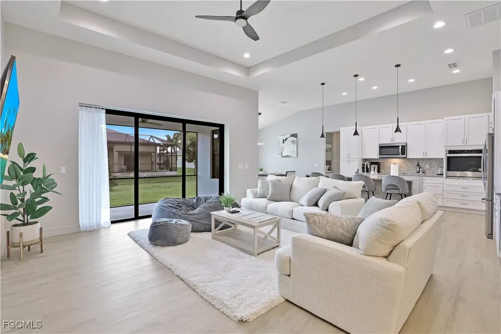 217 NW 36th Avenue Cape Coral FL 33993
