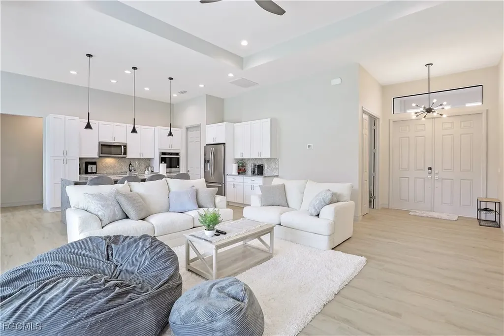 217 NW 36th Avenue Cape Coral FL 33993