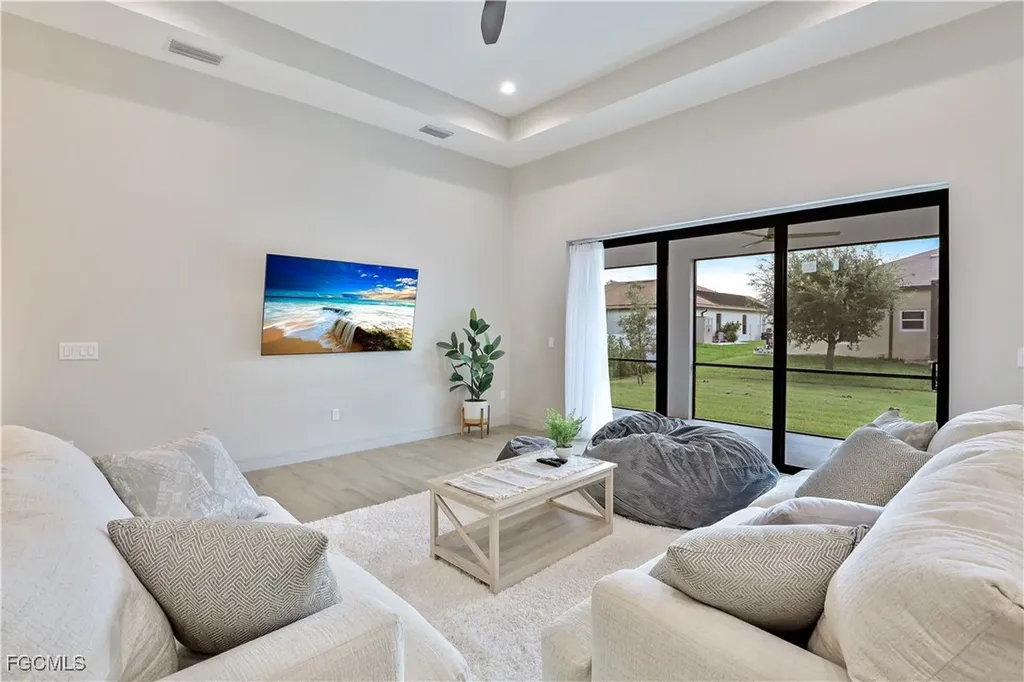 217 NW 36th Avenue Cape Coral FL 33993
