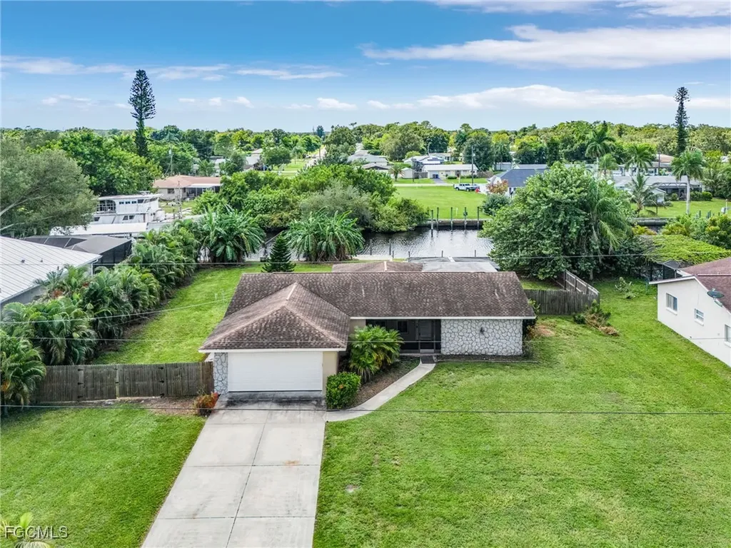 12325 River Road Fort Myers FL 33905