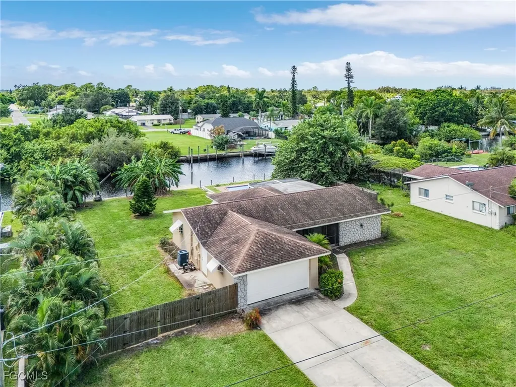 12325 River Road Fort Myers FL 33905