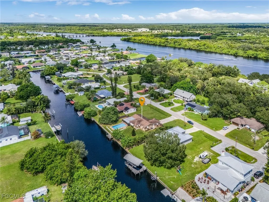 12325 River Road Fort Myers FL 33905