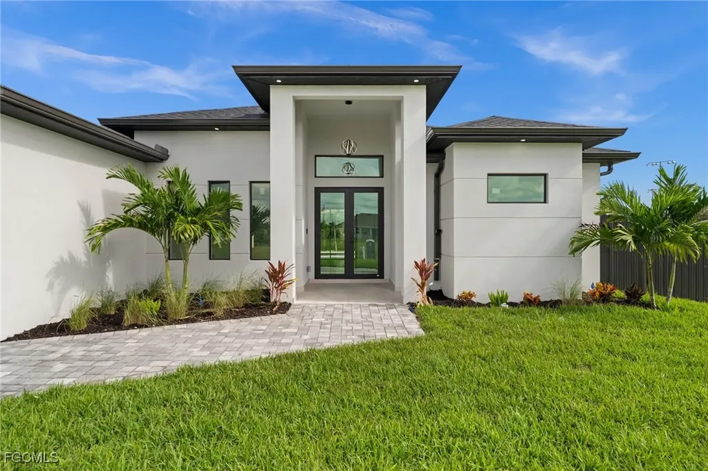 1801 NW 10th Terrace Cape Coral FL 33993