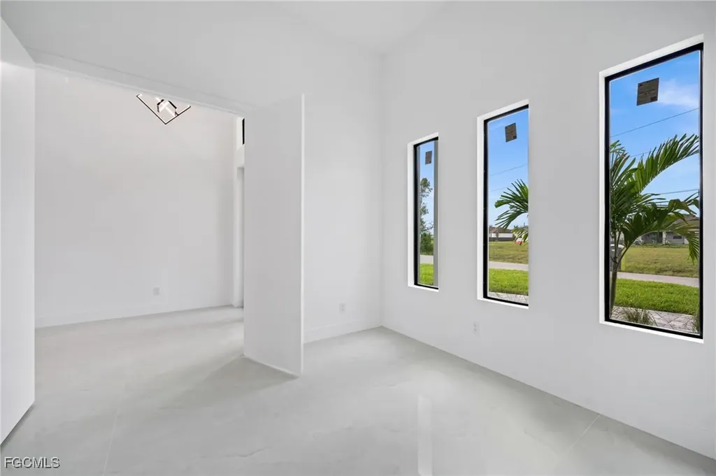 1801 NW 10th Terrace Cape Coral FL 33993