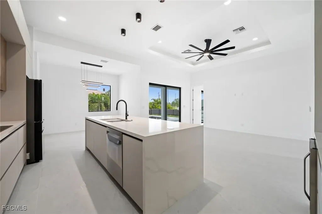 1801 NW 10th Terrace Cape Coral FL 33993