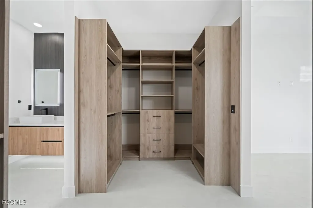 1801 NW 10th Terrace Cape Coral FL 33993