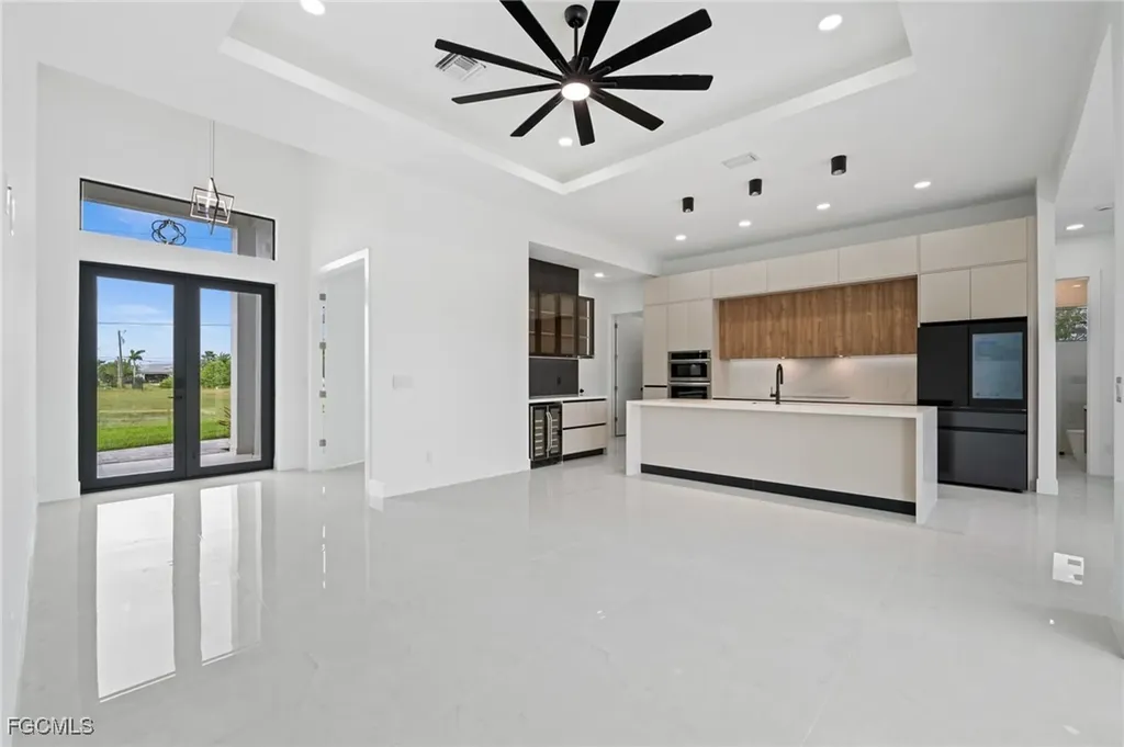 1801 NW 10th Terrace Cape Coral FL 33993