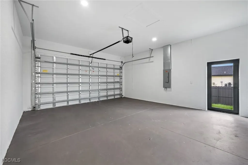 1801 NW 10th Terrace Cape Coral FL 33993