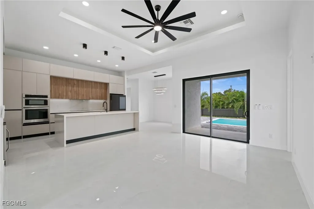 1801 NW 10th Terrace Cape Coral FL 33993