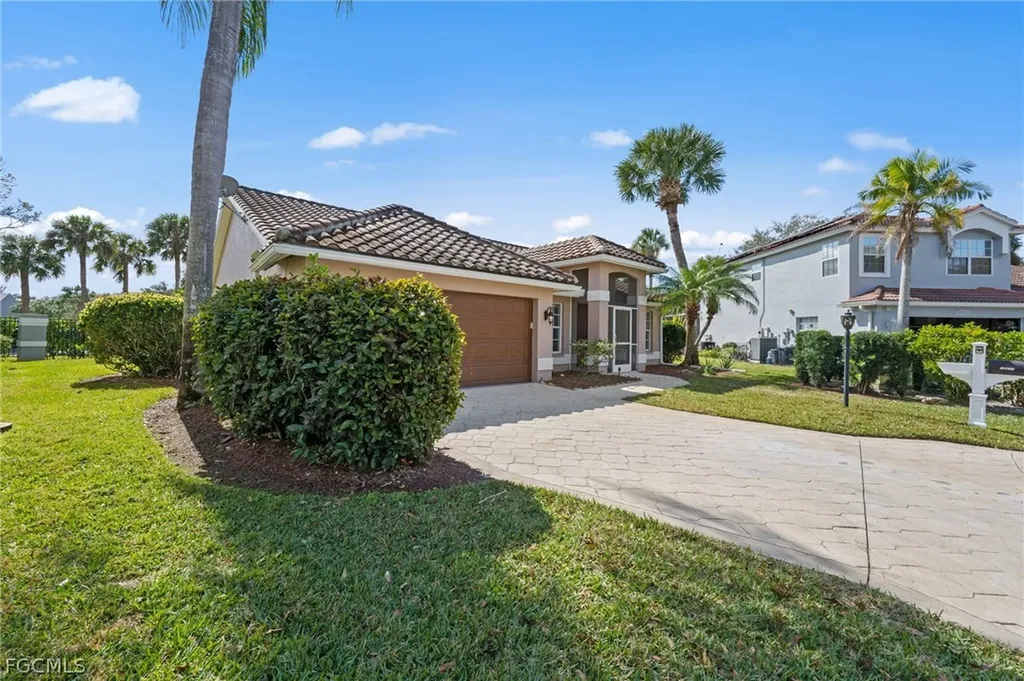 12211 Eagle Pointe Circle Fort Myers FL 33913