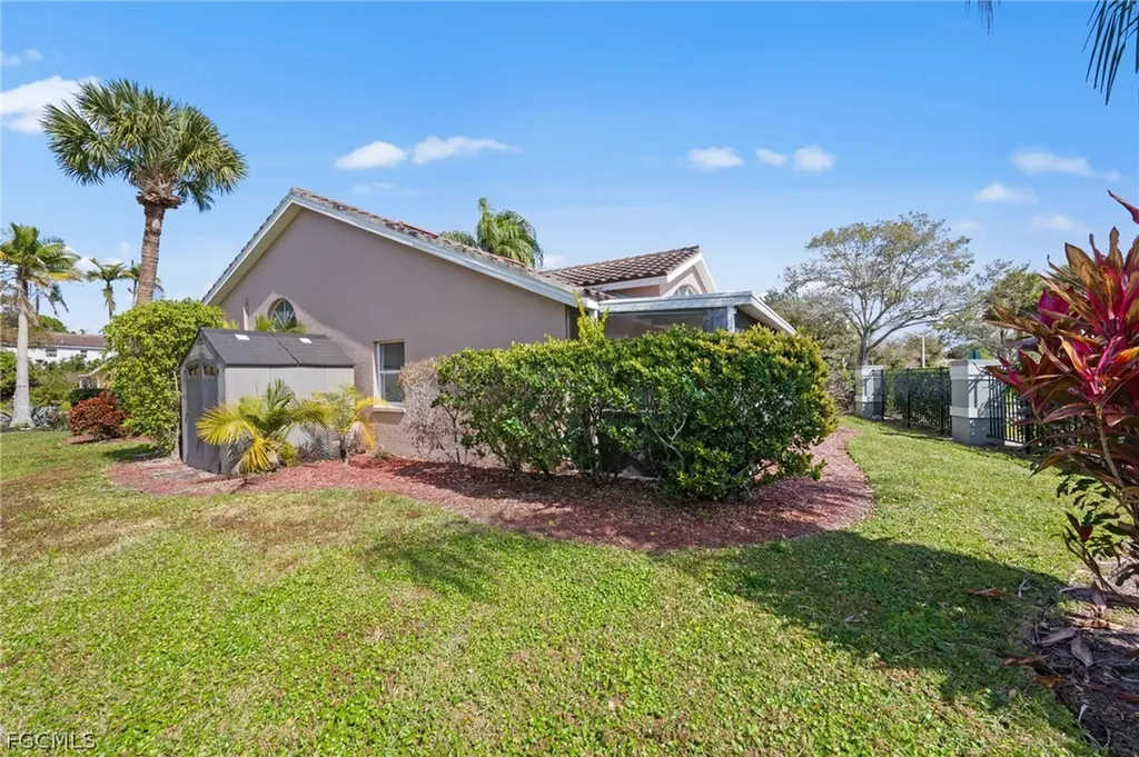 12211 Eagle Pointe Circle Fort Myers FL 33913