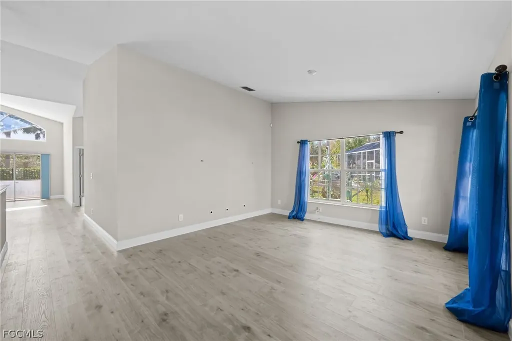 12211 Eagle Pointe Circle Fort Myers FL 33913