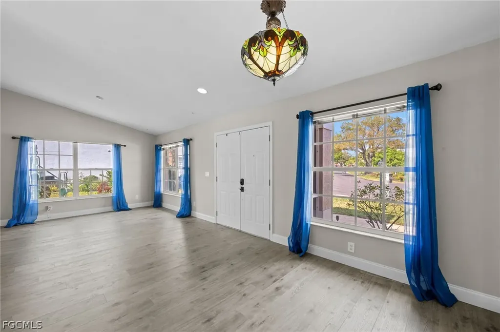 12211 Eagle Pointe Circle Fort Myers FL 33913