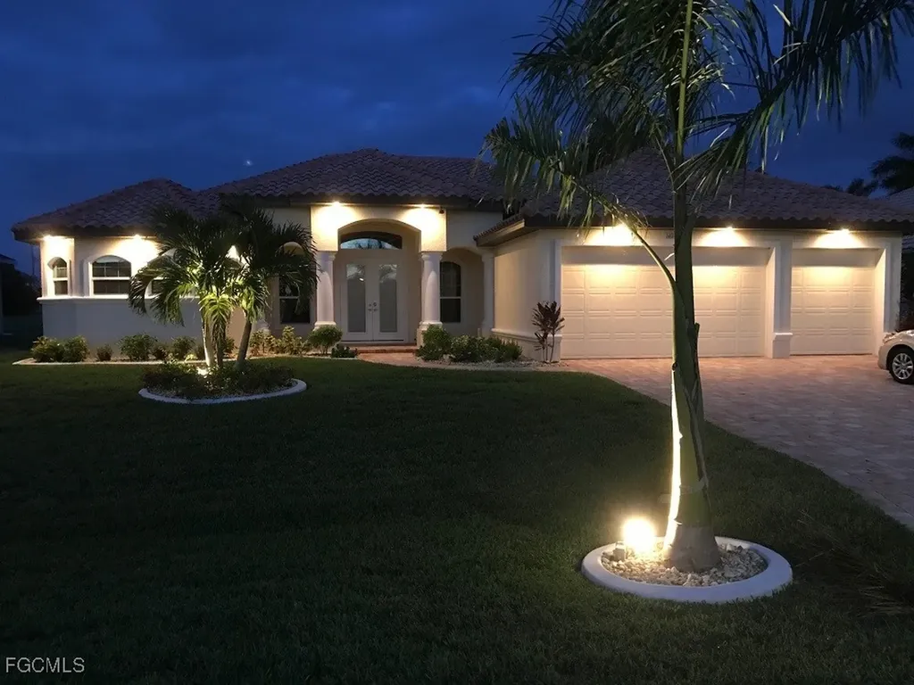 3632 SW 1st Place Cape Coral FL 33914