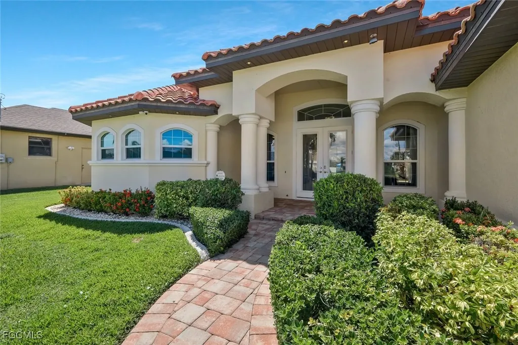 3632 SW 1st Place Cape Coral FL 33914