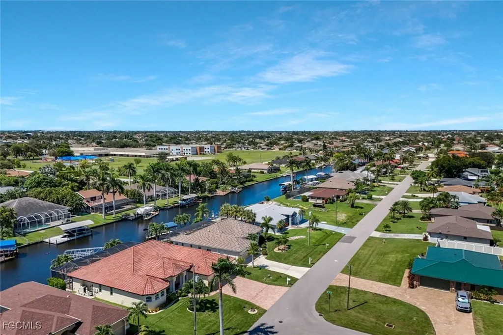 3632 SW 1st Place Cape Coral FL 33914