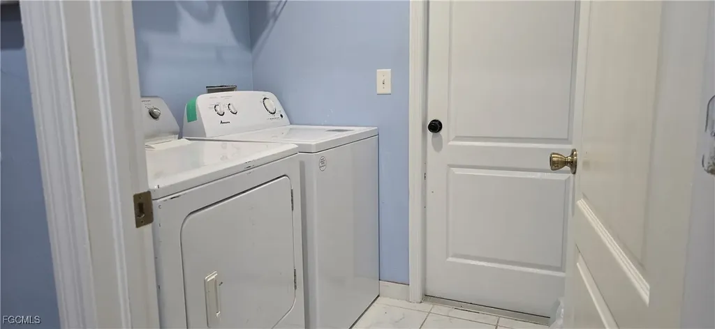 2900 NW 19th Place Cape Coral FL 33993