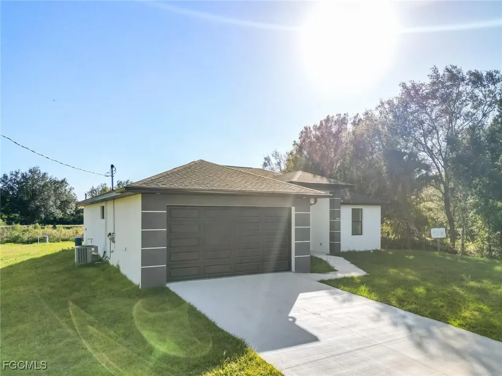 3405 73rd Street W Lehigh Acres FL 33971