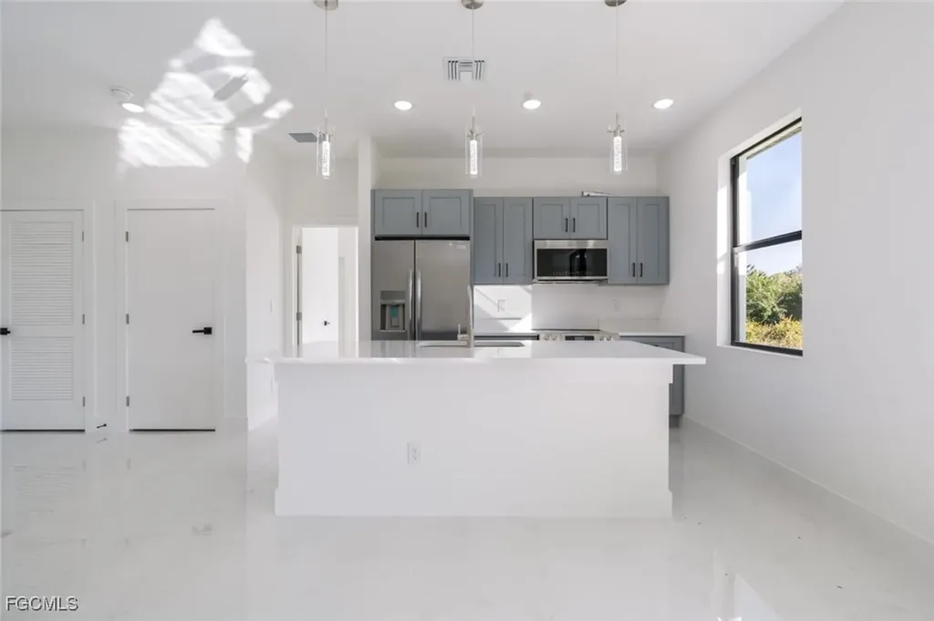 3405 73rd Street W Lehigh Acres FL 33971
