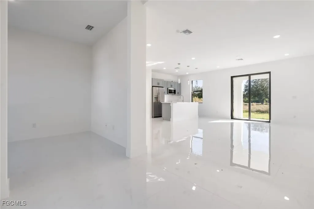 3405 73rd Street W Lehigh Acres FL 33971