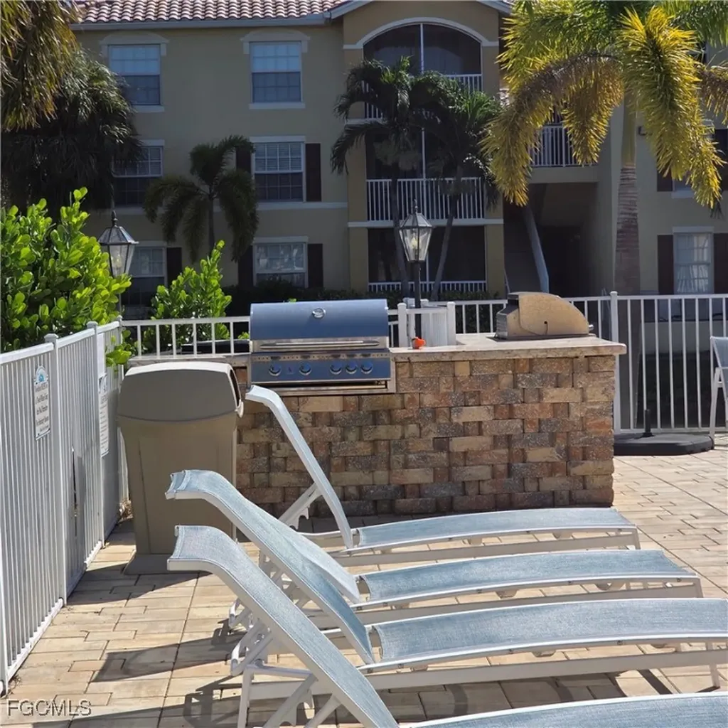 4121 Residence Drive Fort Myers FL 33901
