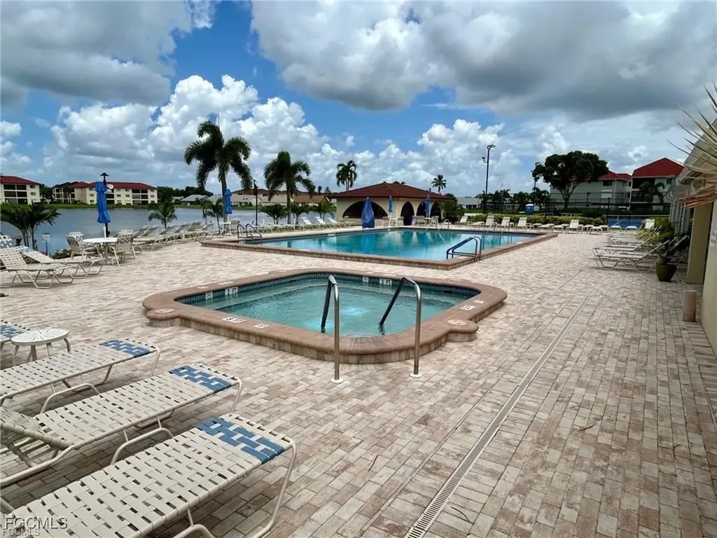 11110 Caravel Circle Fort Myers FL 33908