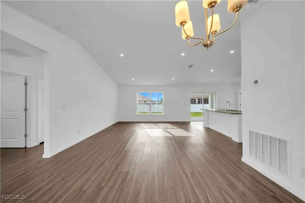 204 NW 24th Place Cape Coral FL 33993