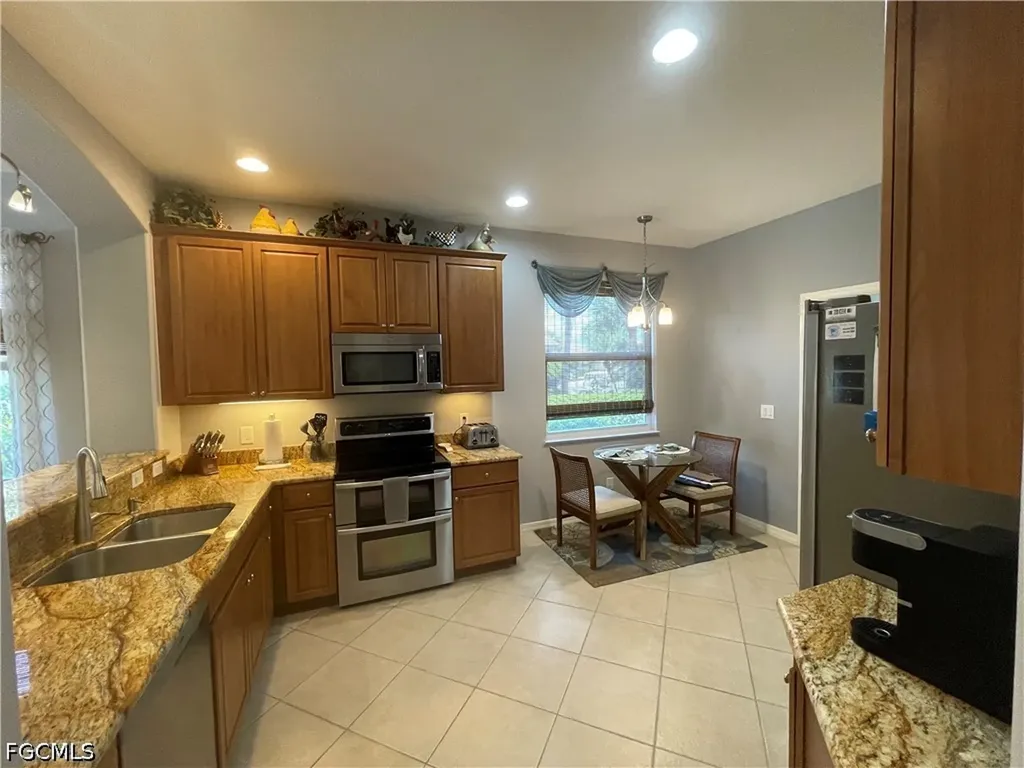 10630 Camarelle Circle Fort Myers FL 33913