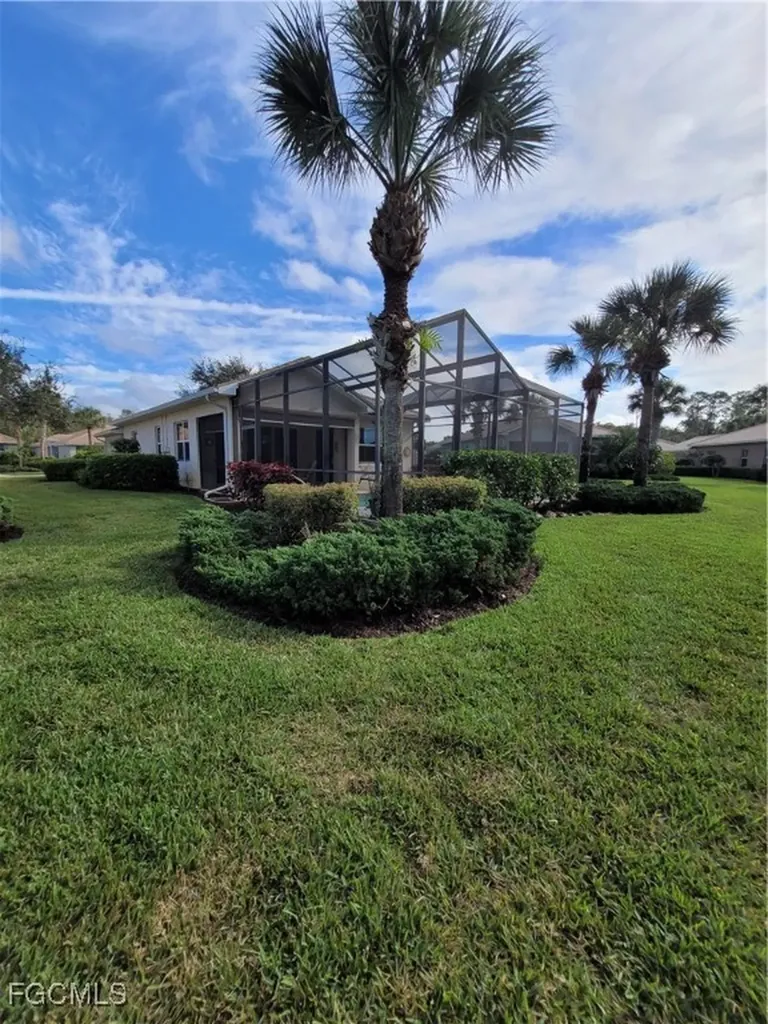 10630 Camarelle Circle Fort Myers FL 33913