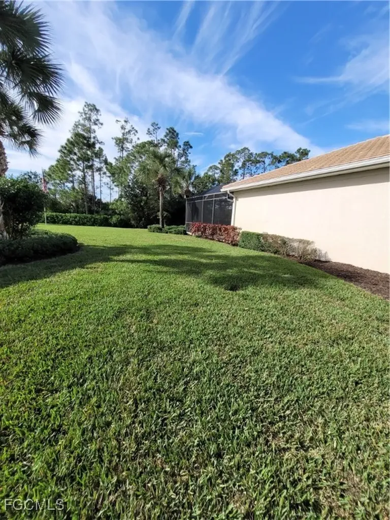 10630 Camarelle Circle Fort Myers FL 33913