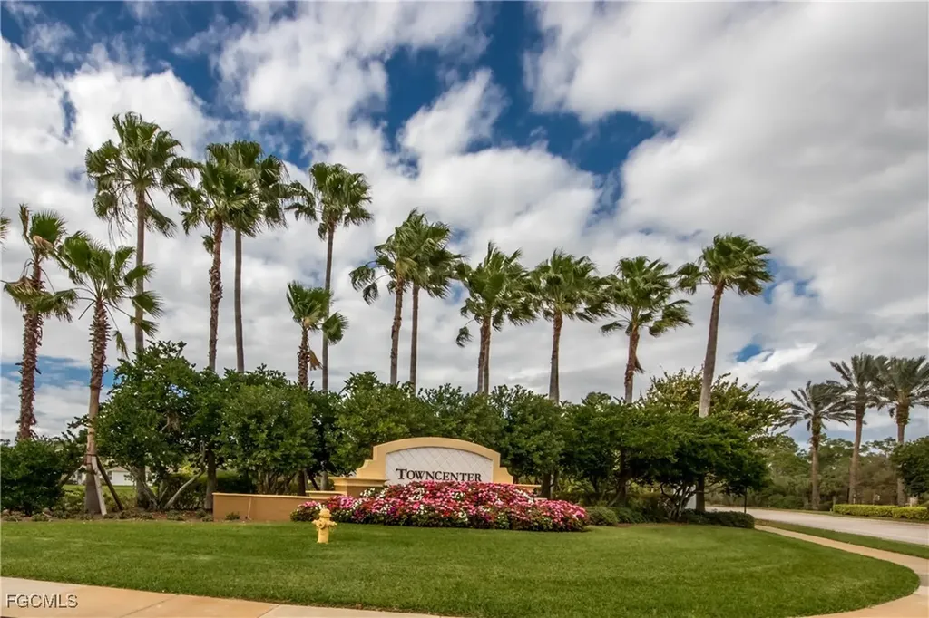 10630 Camarelle Circle Fort Myers FL 33913