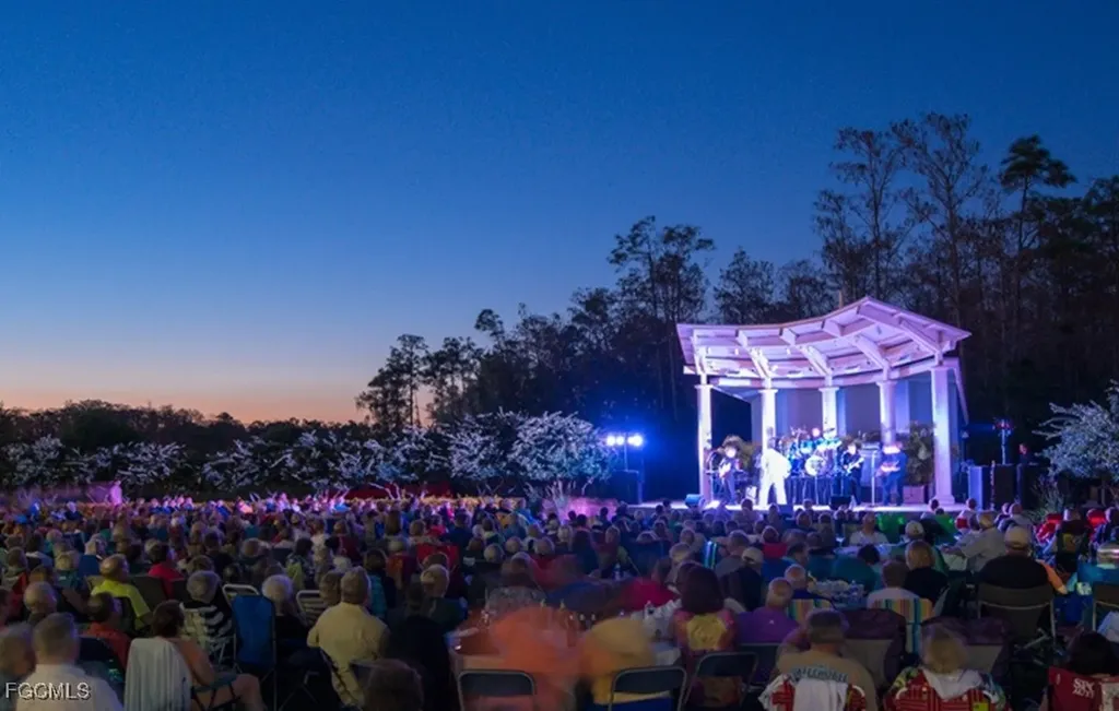 10630 Camarelle Circle Fort Myers FL 33913